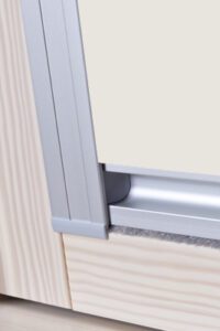 D36-szczotka-2-200x300 Roleta MULTISTOP D37/D37W